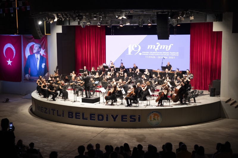  Müzik Festivali Gala Konseriyle Başladı